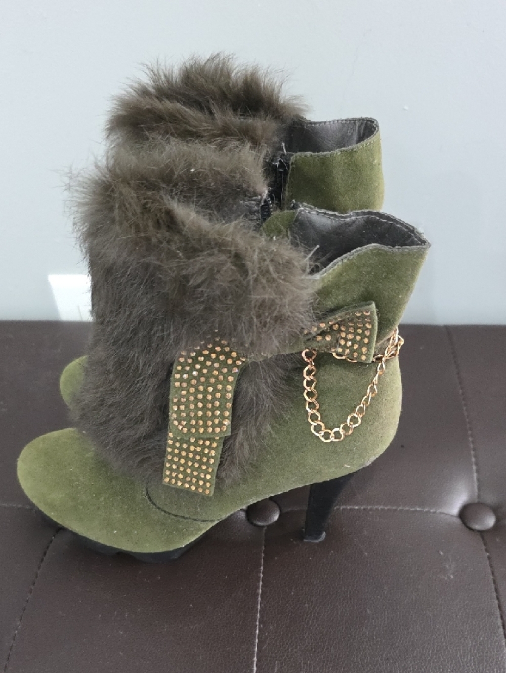 Olive Green Faux Fur Trim Women's Ankle Boots - Picture 2 of 8